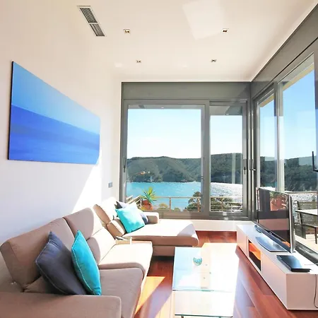 Luxury With Amazing Sea View فيلة *